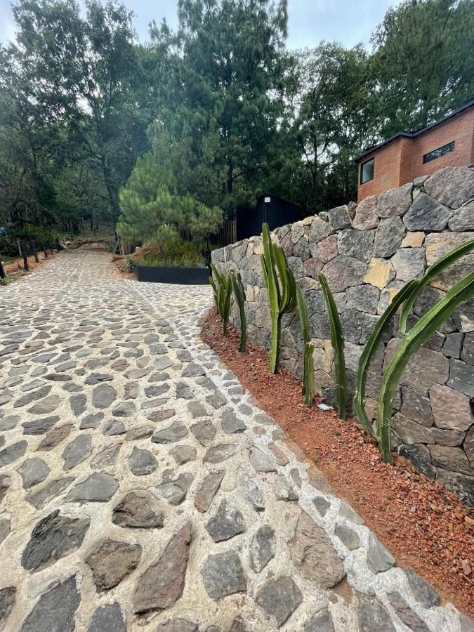 Hotel Oxu Solo Adultos Valle de Bravo Exterior photo